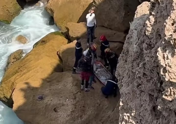 استنفار أمني بكورنيش آسفي بعد العثور على جثة شخص مجهول الهوية شهد كورنيش مدينة آ…